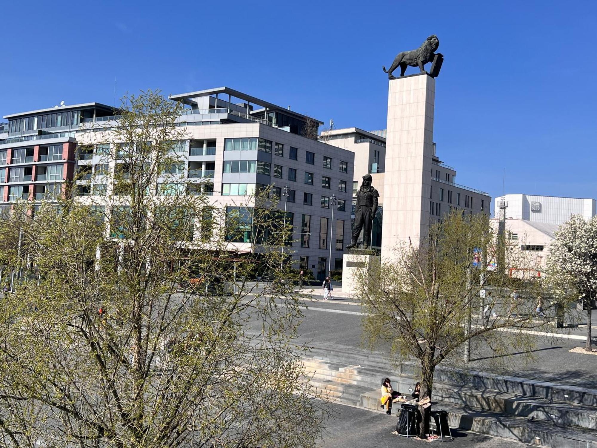 River Front Mezonet Eurovea Bratislava Luaran gambar